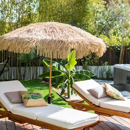 Вилла 220m2 - Pool Villa, 4 Bedrooms, Hot Tub Канны